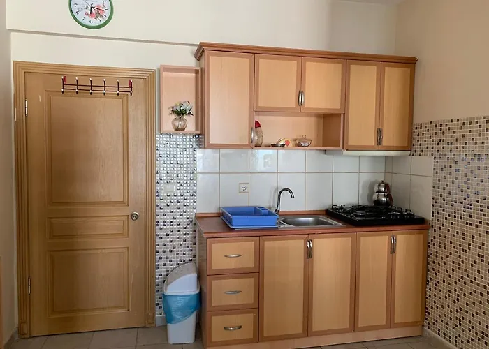 Cizmeci Apart Отель Кешме